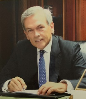 Dr. Fernando Higuera Escalante